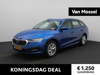 Skoda Octavia Combi 1.4 TSI iV PHEV Business Edition 204 PK | AUTOMAAT | Navigatie | Lichtmetalen Velgen | Climate Control | Parkeersensoren | Trekhaak | LED | Cruise Control | Virtual Cockpit | Apple Carplay & Android auto | Keyless | Elektrische Achterklep | Draadloos Telefoon Laden |