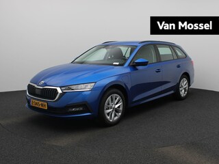 Skoda Octavia Combi 1.4 TSI iV PHEV Business Edition 204 PK | AUTOMAAT | Navigatie | Lichtmetalen Velgen | Climate Control | Parkeersensoren | Trekhaak | LED | Cruise Control | Virtual Cockpit | Apple Carplay & Android auto | Keyless | Elektrische Achterklep | Draadloos Telefoon Laden |