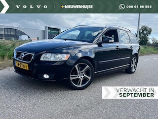 Volvo V50 2.0 Limited Edition | Leder | Stoelverwarming | Parkeersensoren | getinte ruiten | Bluetooth | Dagrij verlichting