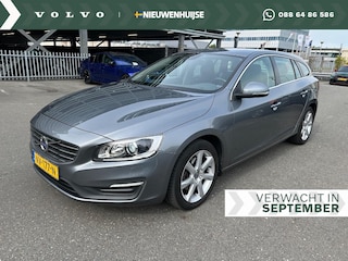 Volvo V60 1.5 T2 Nordic+ | Bi-Xenon | Standkachel | Stoelverwarming | Parkeersensoren | High Performance audio |