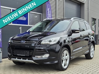 Ford Kuga 1.5 EcoBoost 182pk automaat 4WD nw distributie