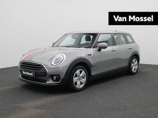 Mini Clubman Cooper | Navi | Cruise | LED | PDC | Sfeer Verlichting | Virtual Cockpit | 12 Maand BOVAG Garantie! |