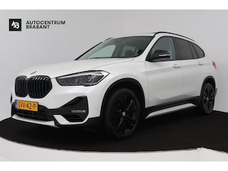 BMW X1 SDrive20i High Executive (PANORAMADAK, GROOT-NAVIGATIE, TOELVERWARMING, PDC, 1e EIGENAAR, DEALER ONDERHOUDEN)