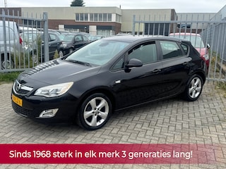 Opel Astra 1.4 Edition 5 deurs NL AUTO NAP! Airco l Cruise l TREKHAAK l 17'LMV l COMPLEET DEALER OH l TOPSTAAT! 2e eigenaar!