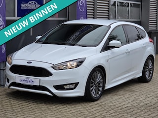 Ford Focus 1.0 EcoBoost 125pk ST-Line nw distributie!