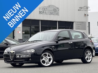 Alfa Romeo 147 2.0 T.Spark Business LEER/LM VELGEN