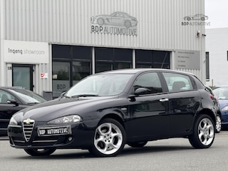 Alfa Romeo 147 2.0 T.Spark Business LEER/LM VELGEN