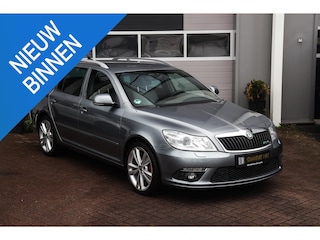 Skoda Octavia Combi 2.0 TFSI RS DSG|Navi|Stoelverwarming|PDC|Xenon