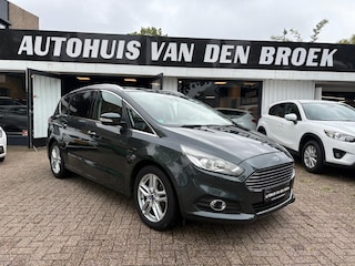Ford S-MAX 1.5 Titanium EcoBoost 7pers Navi Airco Trekhaak Stoelverwarming Pdc Elek Pakket Cruis Nw Apk
