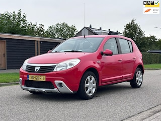 Dacia Sandero 1.4 Lauréate 1e Eigenaar*Airco*Trekhaak*NAP*Nieuwe APK*