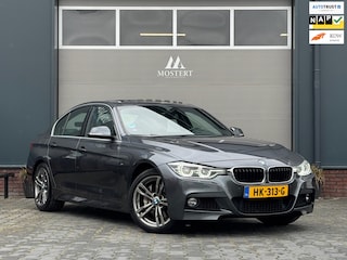 BMW 340i M Sport/326pk|2015|NAP|Dealer|Pano|Trekhaak|Camera|Virtual-cockpit|Leder|18" LMV