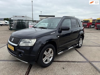 Suzuki Grand Vitara 2.0-16V High Executive Leder/ Automaat 4x4