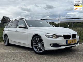BMW 3-serie Touring 316i High Executive Automaat Carplay