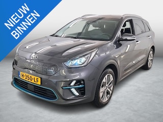 Kia Niro ExecutiveLine 64 kWh | Trekhaak |