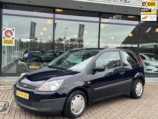 Ford Fiesta 1.3-8V Champion 86d-KM! Airco NAP NL-Auto Nieuwe APK Dealeronderhouden!