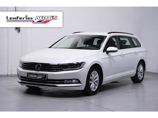 Volkswagen Passat Variant 1.4 TSI Comfortline Navi Camera Led koplampen PDC v+a Trekhaak Adaptive
