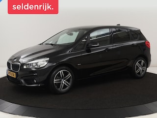 BMW 2-serie Tourer 218i Sport Line | Stoelverwarming | Full LED | Sportstoelen | Navigatie | Bluetooth | Park Assist | Climate control | Cruise control