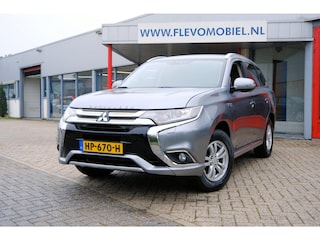 Mitsubishi Outlander 2.0 PHEV Business Edition Aut. Navi|Half Leder|Camera|LMV