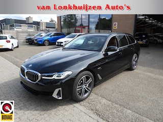 BMW 5-serie Touring 530e Luxury Line NAVI/LEER/LASER LED/TREKH./18"LMV!