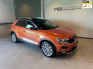 Volkswagen T-Roc 1.5 TSI SPORT-uitv/CLIMA AIRCO/ADAPTIVE CRUISECONTROL/LM-VELG/ISOFIX/NAVIGATIE/BLUETOOTH/LED/CAMERA'S/1e EIGENAAR