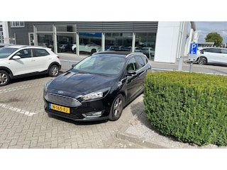 Ford Focus Wagon 1.0 Titanium Edition Nav | Climate Control | Stuur/stoelverwarming | Parkeer assistent |