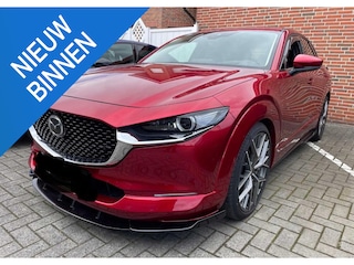 Mazda CX-30 2.0 e-SkyActiv-G M Hybrid Luxury | Automatische Trekhaak | Adaptief Cruise Control | Verwacht |