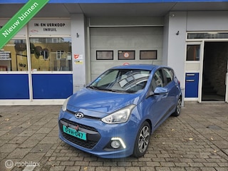 Hyundai i10 1.0i i-Motion Premium Dealeronderhouden Stuur- Stoelverwarming Cruise