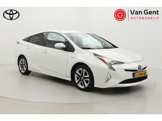 Toyota Prius 1.8 Executive | Trekhaak | Dodehoek detectie | Navigatie | Stoelverwarming | JBL | Head-up display | Keyless | Parkeersensoren voor/achter | Adaptive Cruise | Clima | LED | 17 inch