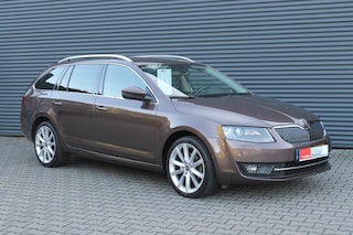 Skoda Octavia 1.2 TSi Combi Greentech Elegance Businessline