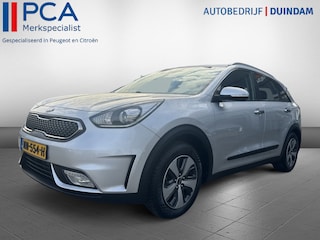 Kia Niro 1.6 GDi Hybrid First Edition | All Season banden |