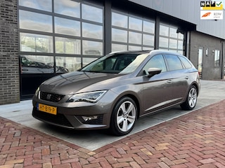 Seat Leon ST 1.4 EcoTSI FR Connect | Pano | 1/2 Leer | Camera |