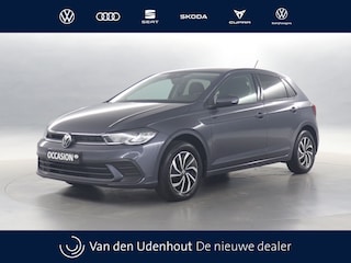 Volkswagen Polo 1.0 TSI 95pk Life Edition DSG / Navigatie / Stoelverwarming / Camera