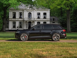 Audi Q7 4.0 TDI SQ7 quattro Pro Line + | Head-up | Luchtvering | Stoelventilatie | Elektr. trekhaak | 360 cam