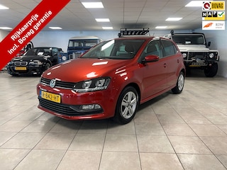 Volkswagen Polo 1.0 First Edition. 4 Nieuwe all season banden, Climate controle, Parkeersensoren, Cuise control.