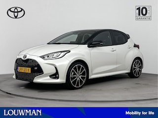 Toyota Yaris 1.5 Hybrid GR Sport Limited | Stoelverwarming | Apple Carplay/Android Auto | Spiegels Elektrisch Inklapbaar | Parkeercamera | Lichtmetalen Velgen |