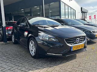 Volvo V40 BWJ 2013 1.6 115 PK D2 Momentum NAVI | CLIMA | CRUISE | STOELVERW. | LEDER | BLUETOOTH | LMV | PDC
