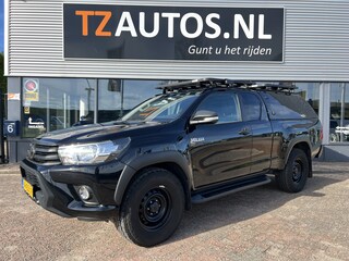Toyota Hilux 2.4 D-4D-F Xtra Cab Professional