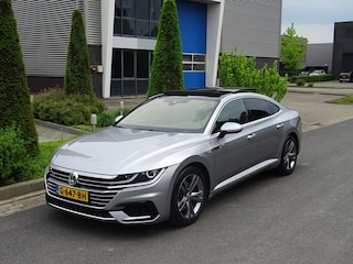 Volkswagen Arteon 1.5 TSI R-Line Automaat | Pano | LED | Virtual | 100% Onderhouden