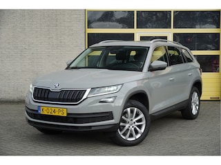 Skoda Kodiaq 1.5 TSI 150PK Business Edition Lmv 18" | Led V+A | Pdc | Navi | Trekhaak | Panoramadak | Achteruitrijcamera | App-Connect | Climate control | Cruise control