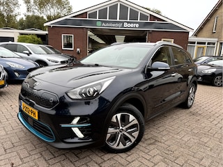 Kia Niro DynamicLine 64 kWh 3-Fase, Warmtepomp, Camera, App Connect
