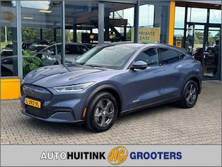 Ford Mustang Mach-E RWD 75 kWh - 1e eigenaar - leer - camera