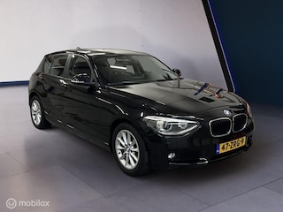 BMW 116i Upgrade Edition Leer/Xenon/Trekh./Stoelver.