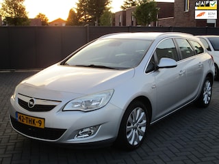 Opel Astra Sports Tourer 1.4 Turbo Cosmo Leer H6 Airco 126 dkm !!