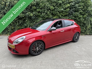 Alfa Romeo Giulietta 1.7 TBi 241PK Sport|Kuipstoelen|Netjes!