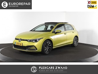Volkswagen Golf 1.5 eTSI Style - Automaat - Pano/schuifdak - Navi - Camera - Org.NL