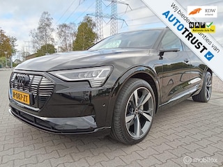 Audi e-Tron 55 quattro edition 95 kWh/Pano/Trekh 1800kg