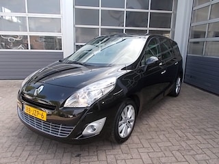 Renault Scénic 1.4 TCE 130 PRIVILEGE 5P