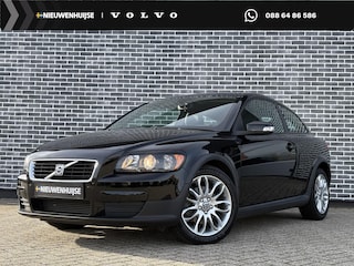 Volvo C30 2.5 T5 | 230pk | Automaat | Airconditioning | Parkeersensoren voor + achter | 17" velgen | Multifunctioneel stuurwiel |