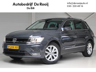Volkswagen Tiguan 1.5 TSI Comfortline Business Navigatie | Trekhaak | 18" Velgen | Parkeersensoren | El. bedienb. achterklep