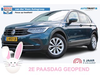 Volkswagen Tiguan 1.5 TSI Life | Incl. 12 maanden garantie | Apple Carplay | Navigatie | Adaptive cruise control | Stoel en stuurverwarming | Wegklapbare trekhaak | Getint glas | LED koplampen |